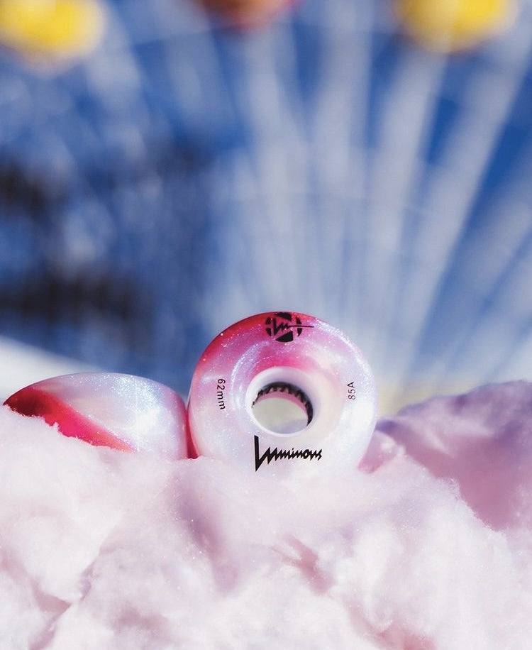 Ruote luminose LUMINOUS - 62mm/85A - COTTON CANDY pacco da 4 ruote da strada per pattini a rotelle quad